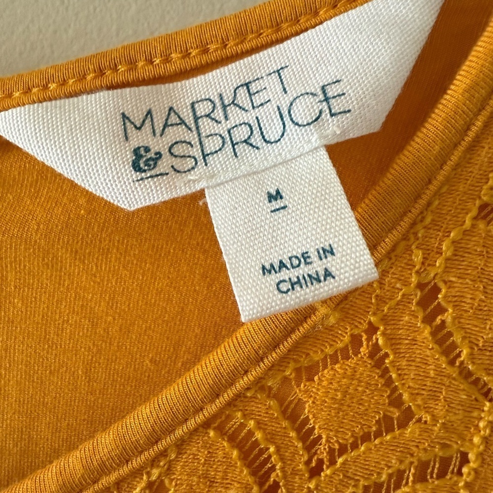 Market & Spruce Yellow Lace Short Sleeve Top - Picture 2 of 2